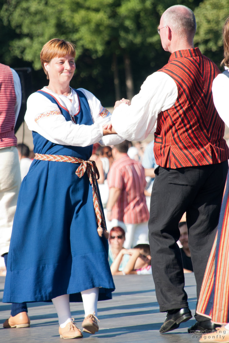 Folk dance on the stage -- folk dance, pair