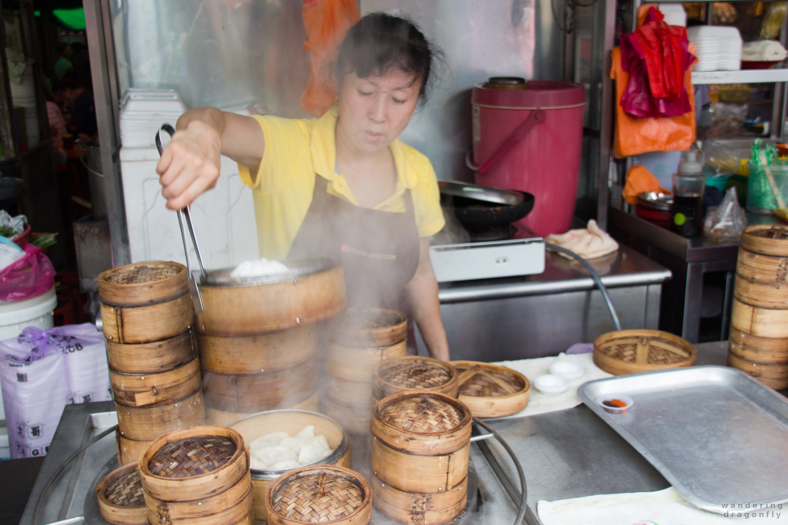 Steam cooking of the food -- cooking, food, marketplace