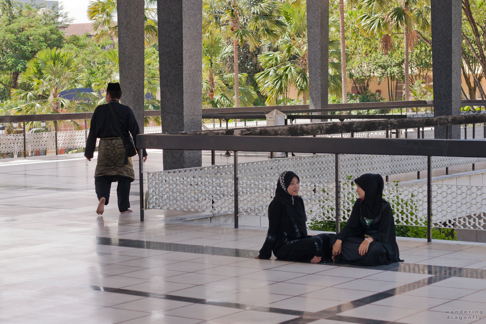 Chat before prayer -- chat, mosque