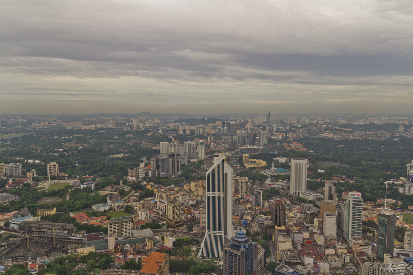 Vista on the city -- building, city, vista