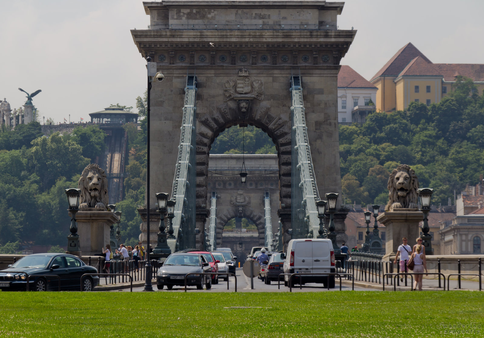 Chain Bridge -- blazon, bridge, statue