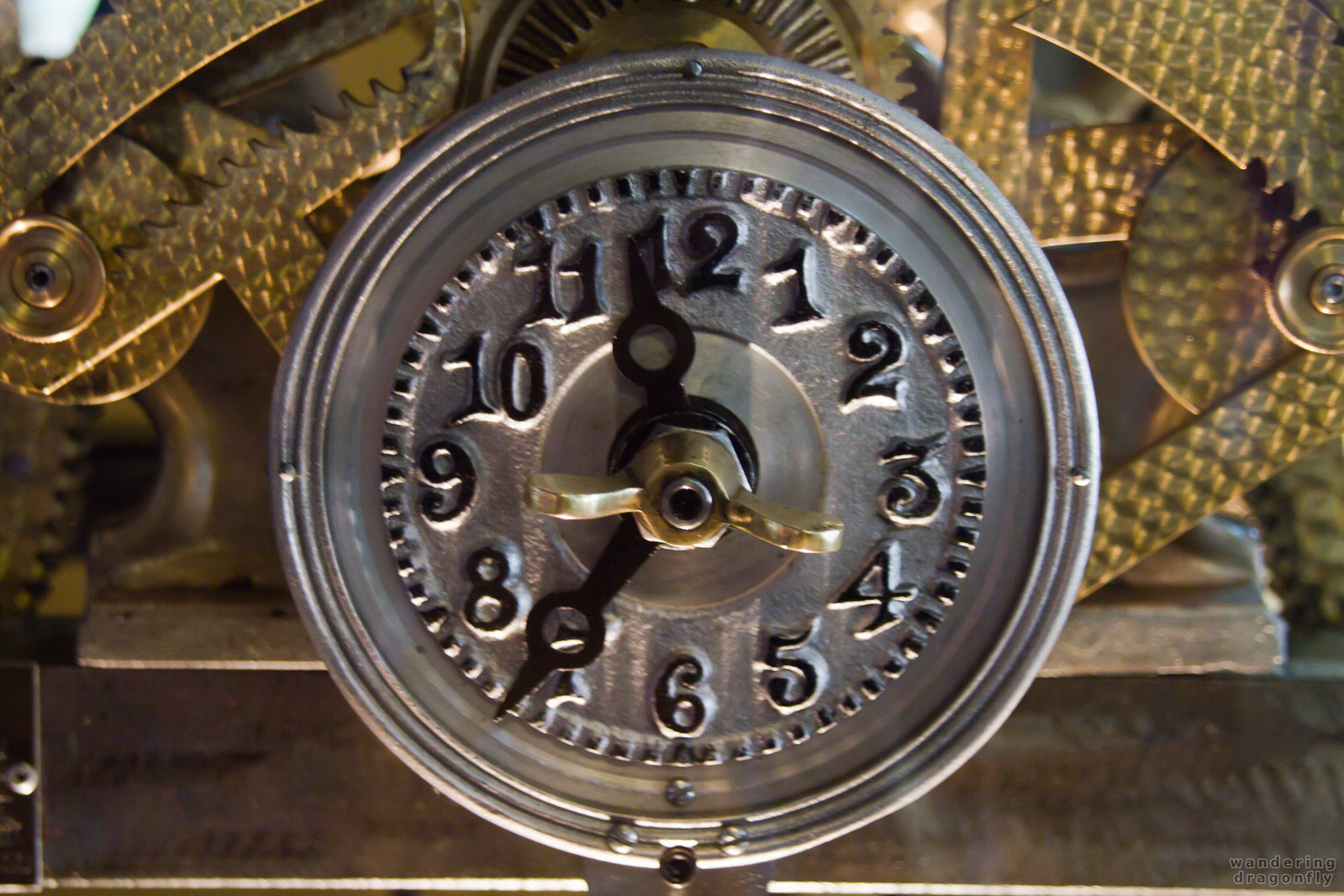 Clock and its mechanism -- clock