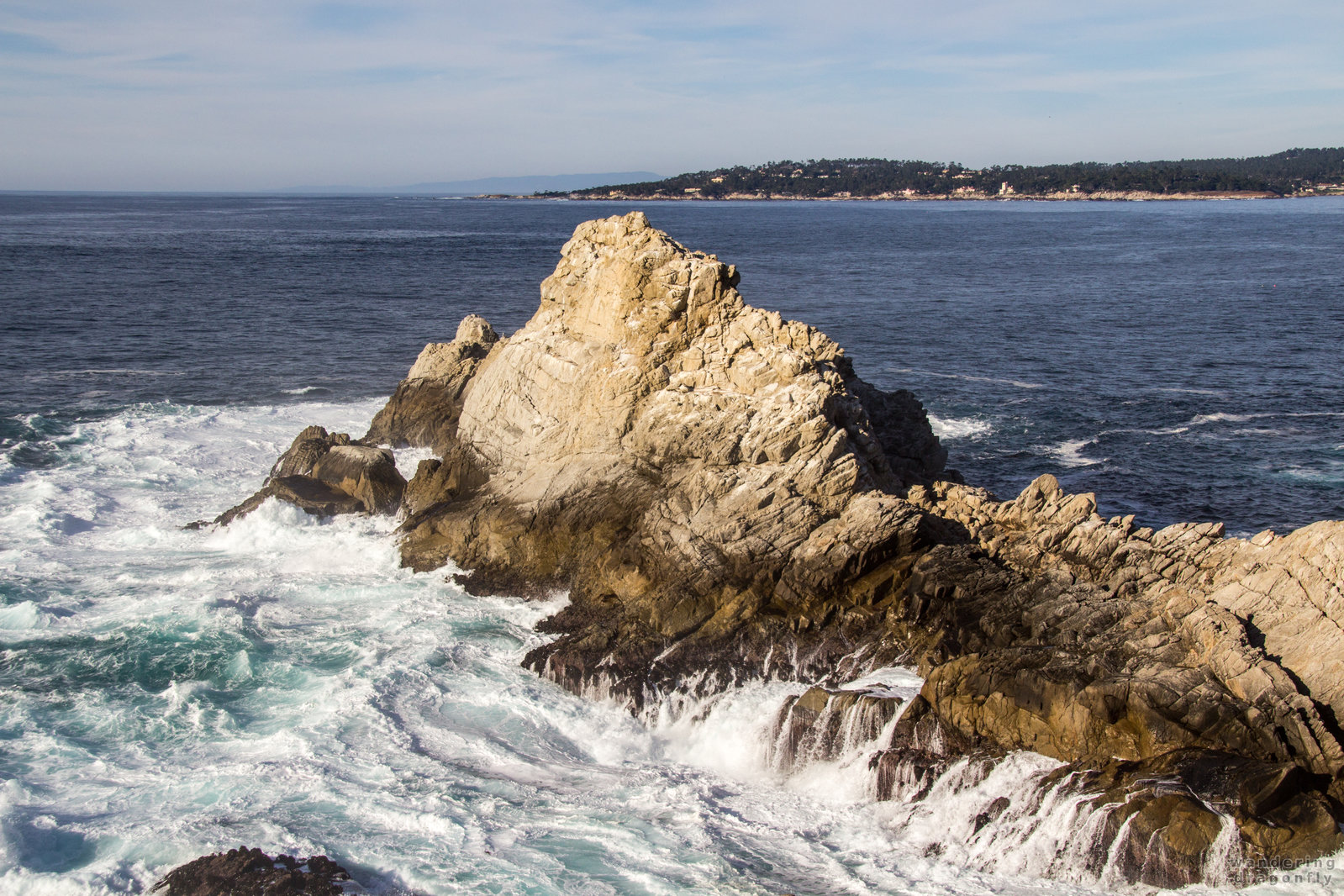 Cliffs around the Allan Memorial Grove -- cliff, ocean, rock, water