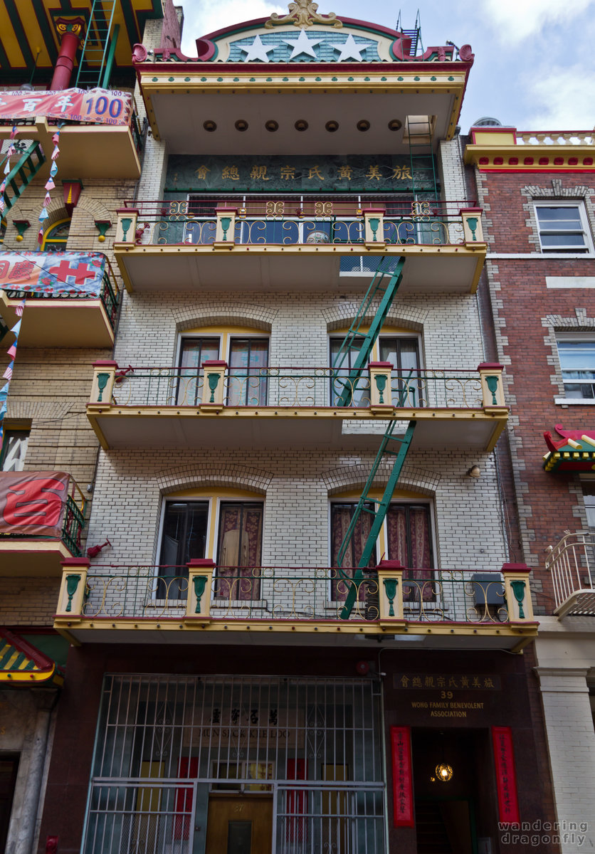 Building in Chinatown -- house